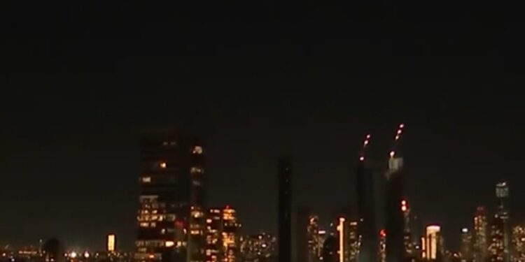 Axios: Οι ΗΠΑ ζητούν από το Ισραήλ να σταματήσει επιθέσεις σε ενεργειακές υποδομές του Ιράν – Νέα πυραυλική επίθεση στο Τελ Αβίβ