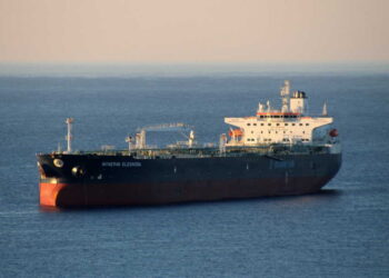 Επίθεση σε ελληνόκτητο πλοίο στα Στενά του Ορμούζ: Χτυπήθηκε από βλήμα το Star Gwyneth