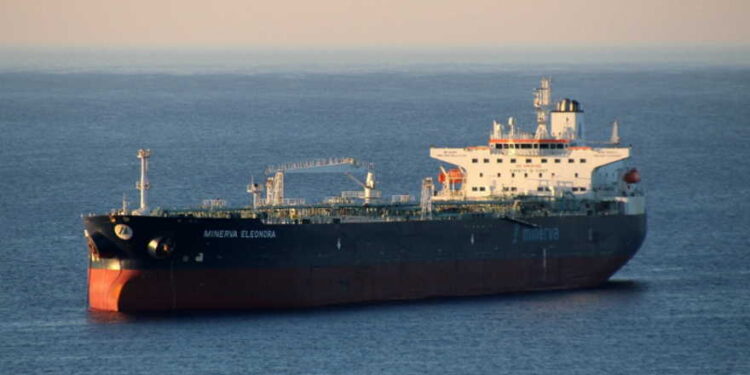 Επίθεση σε ελληνόκτητο πλοίο στα Στενά του Ορμούζ: Χτυπήθηκε από βλήμα το Star Gwyneth